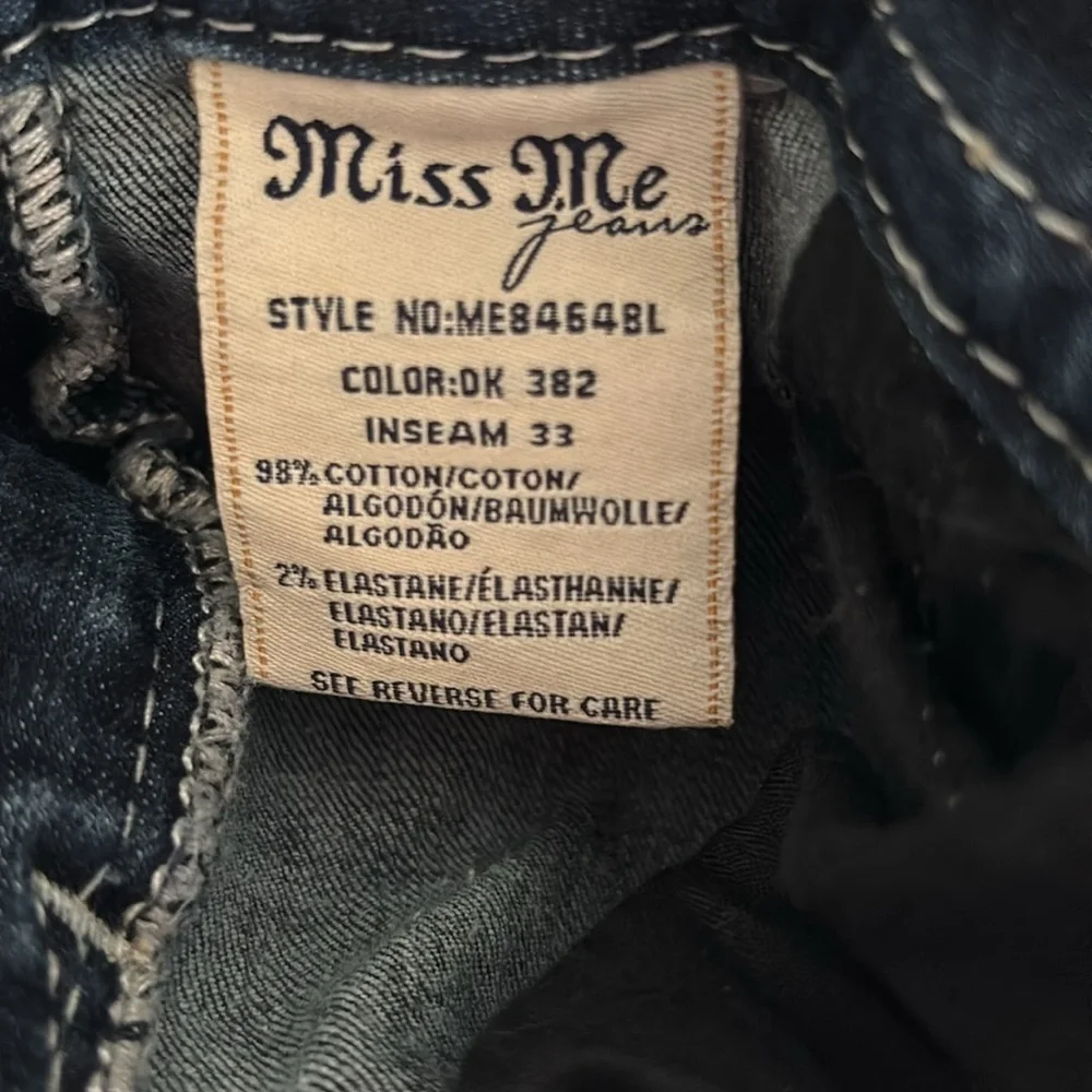 Miss Me Mid~Rise Boot Denim Jeans Sz 29X32.5 Stretch Bling Flap Pockets Distress - Picture 4 of 7